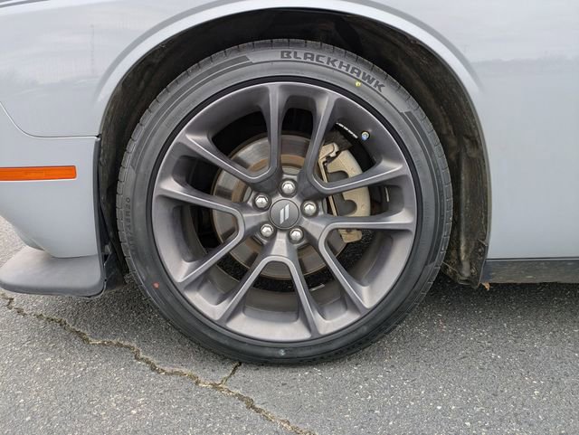 Used 2022 Dodge Challenger R/T w/ T/A Package image 10