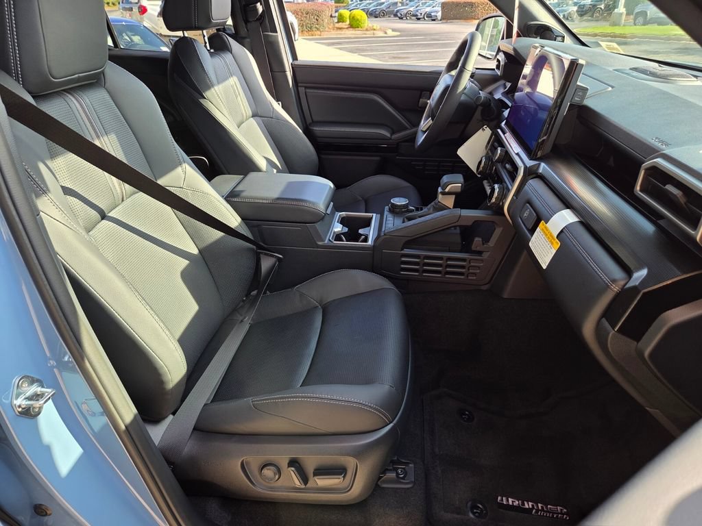 New 2026 Toyota 4Runner Limited AWD/4WD image 16