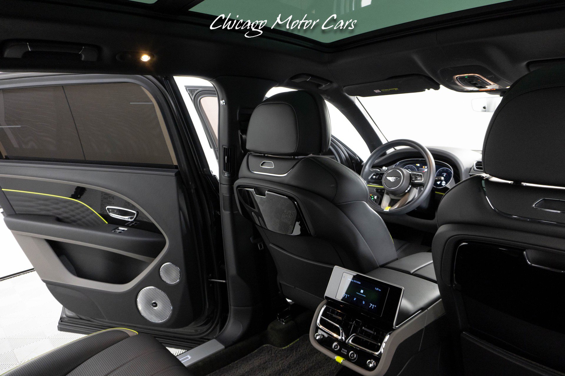 Used 2023 Bentley Bentayga Extended Wheelbase image 49