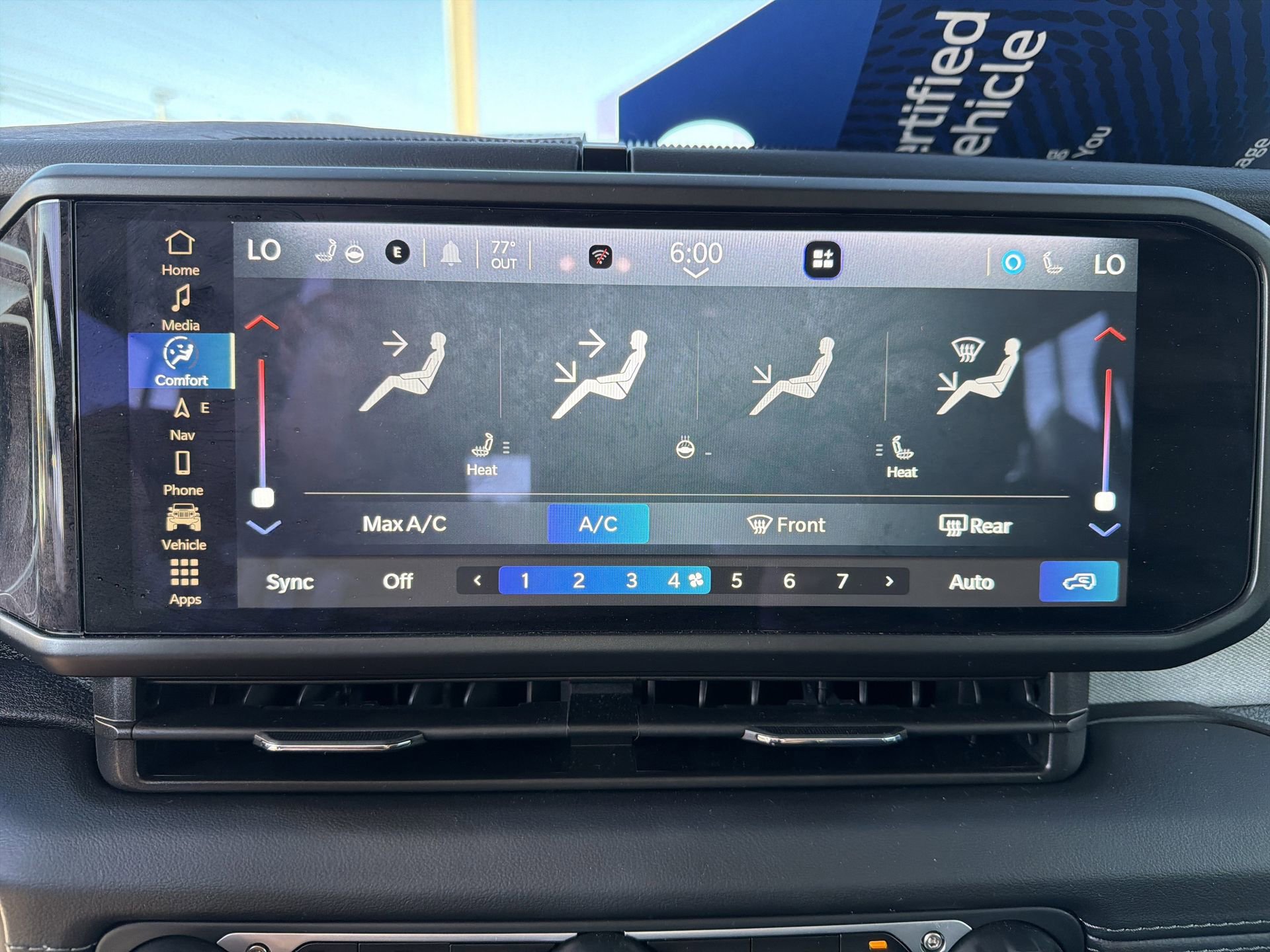 Used 2025 Jeep Wrangler Unlimited Sahara AWD/4WD image 8