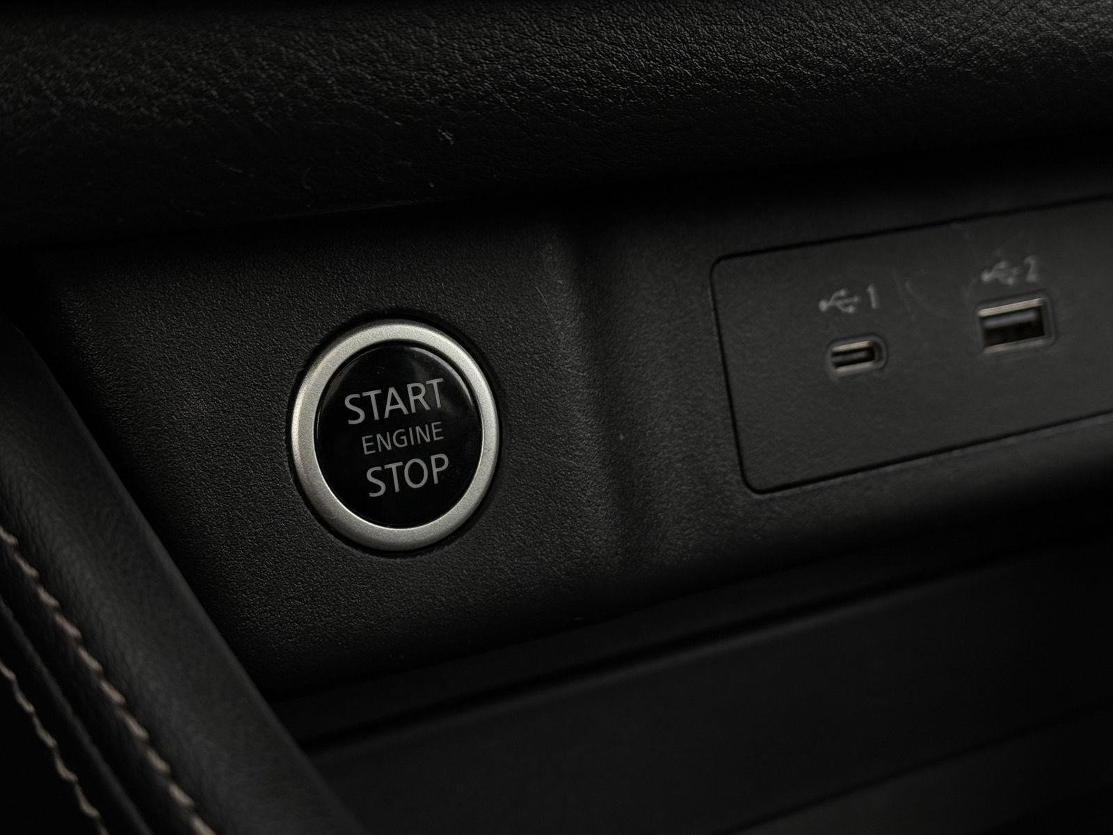 Used 2023 Nissan Rogue SL image 18