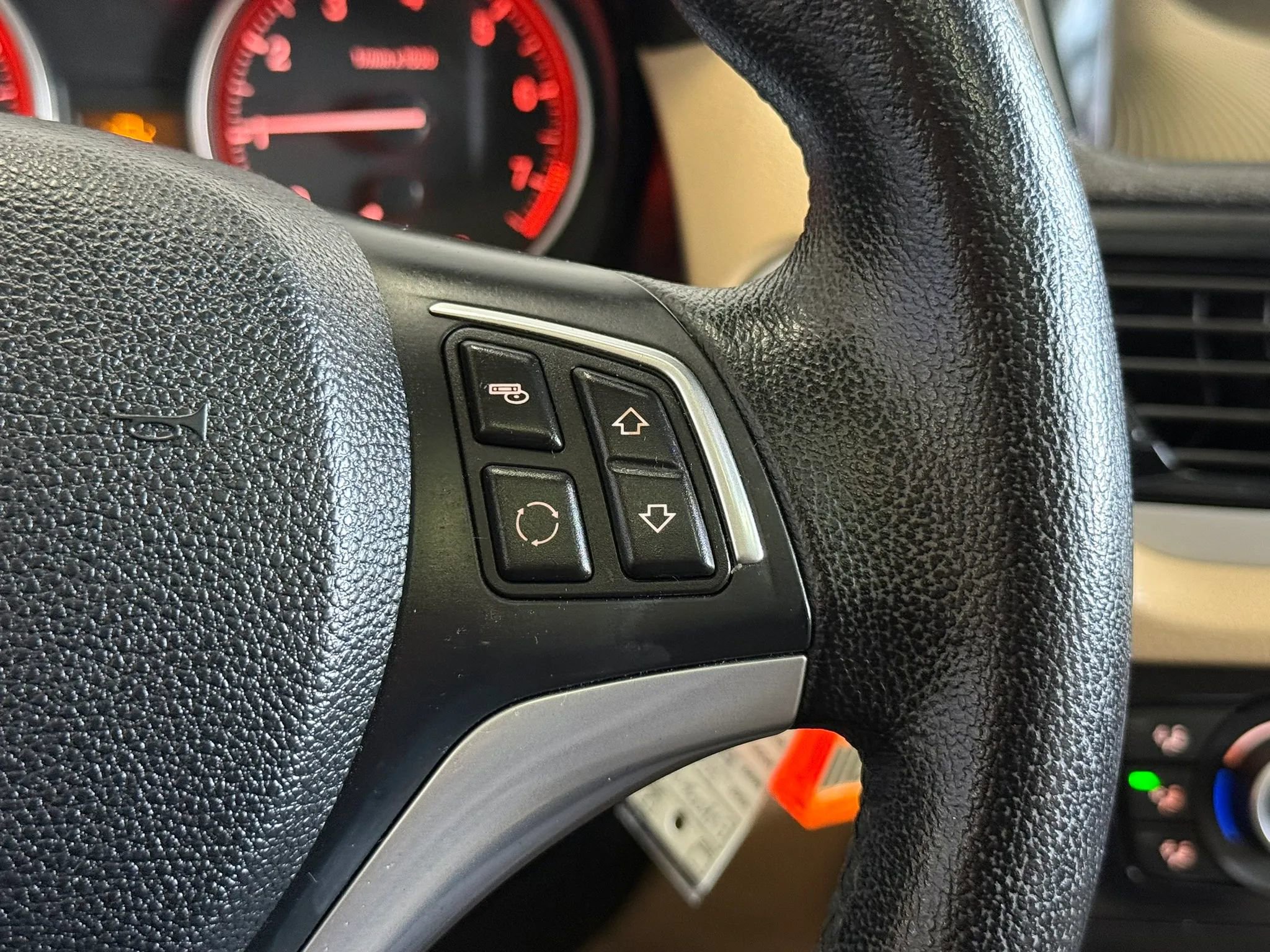 Used 2014 BMW X1 xDrive28i image 13