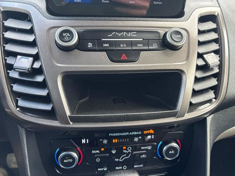 Used 2020 Ford Transit Connect XLT FWD image 13
