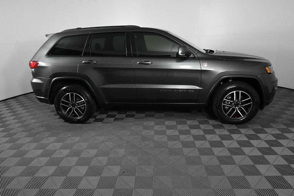 Used 2020 Jeep Grand Cherokee Trailhawk AWD/4WD image 25