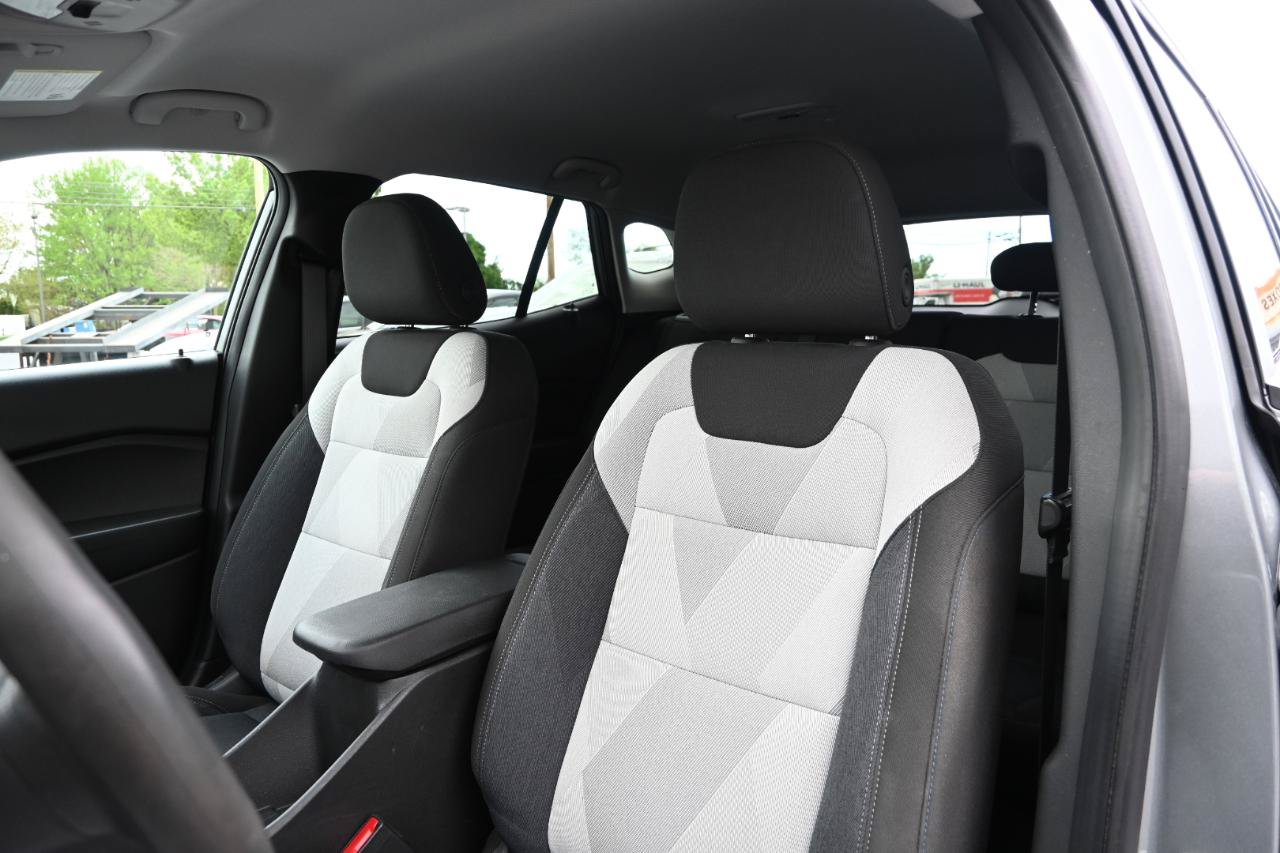 Used 2024 Chevrolet Trax LS w/ LS Convenience Package FWD image 18