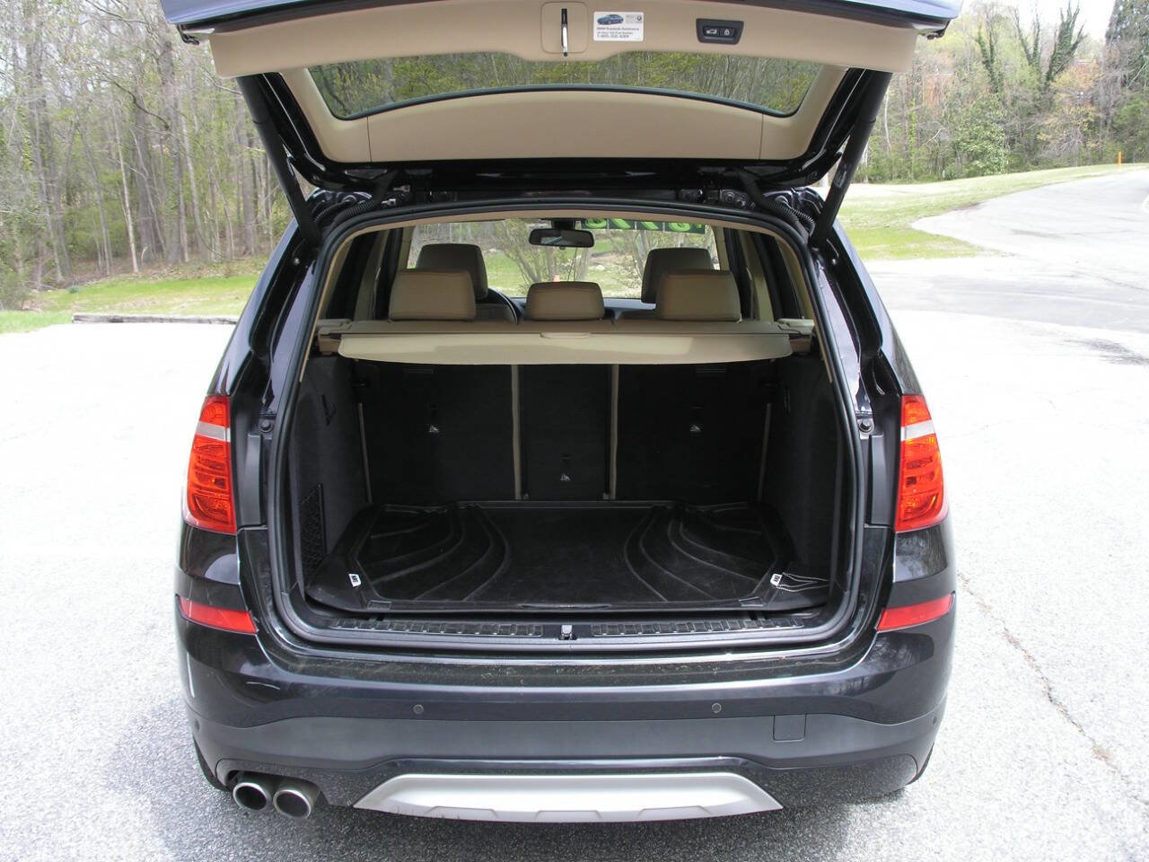 Used 2017 BMW X3 xDrive28i AWD/4WD image 6