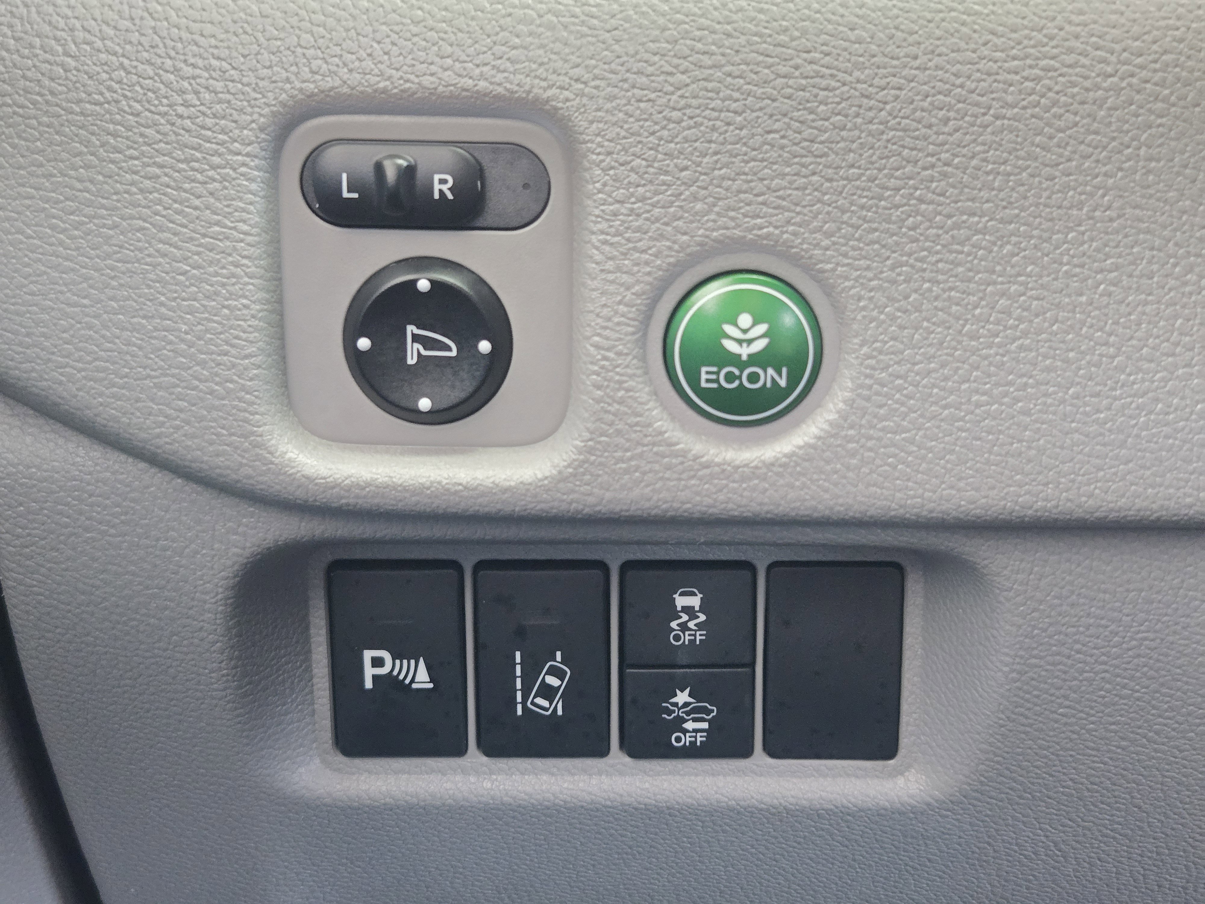 Used 2017 Honda Pilot Touring image 17