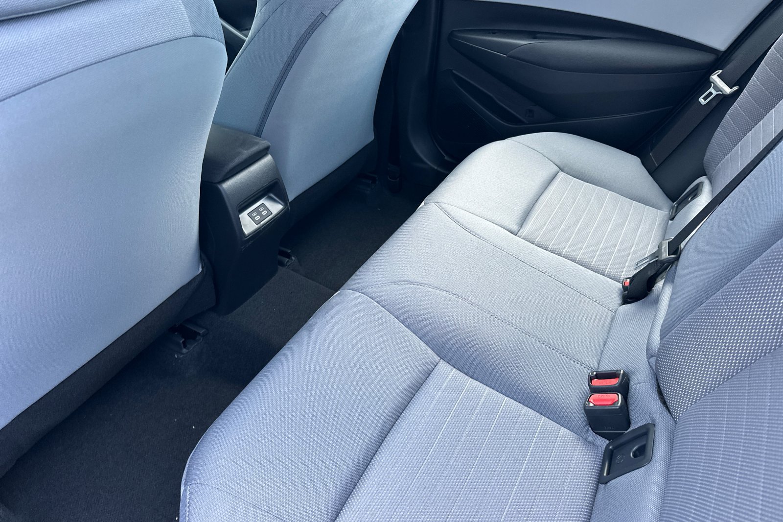 Certified 2026 Toyota Corolla SE w/ SE Package FWD image 12
