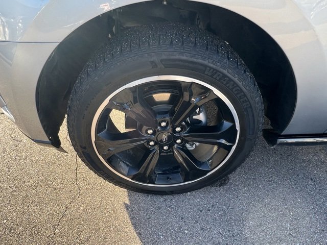 Used 2023 Ford Expedition Max Limited image 9