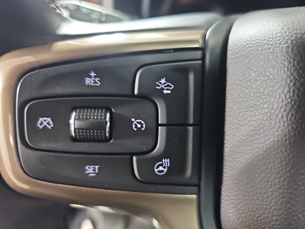 Used 2023 Chevrolet Tahoe High Country AWD/4WD image 23