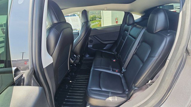 Used 2020 Tesla Model Y Performance AWD/4WD image 25
