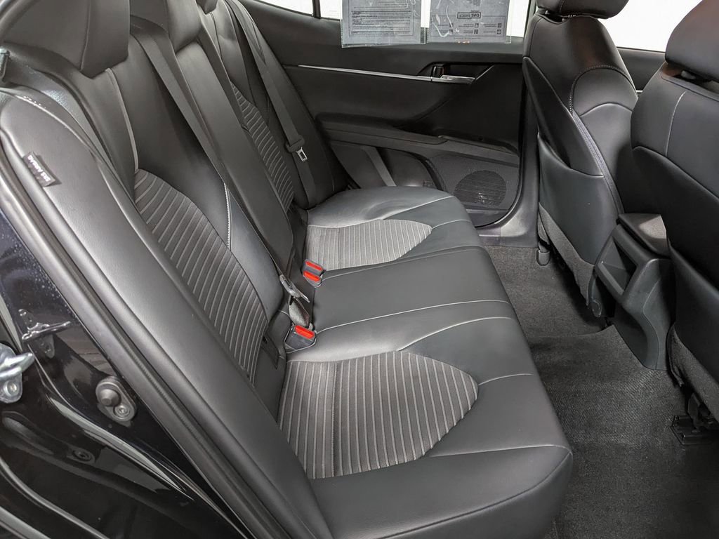 Used 2023 Toyota Camry SE image 33