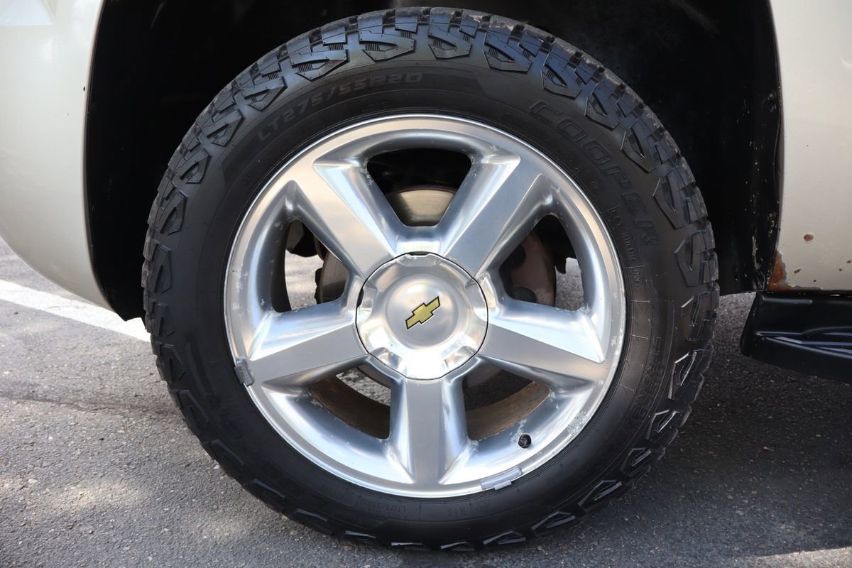 Used 2013 Chevrolet Tahoe LTZ image 42
