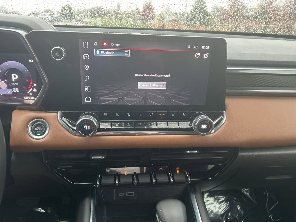 Used 2024 GMC Canyon AT4 w/ AT4 Premium Package image 26