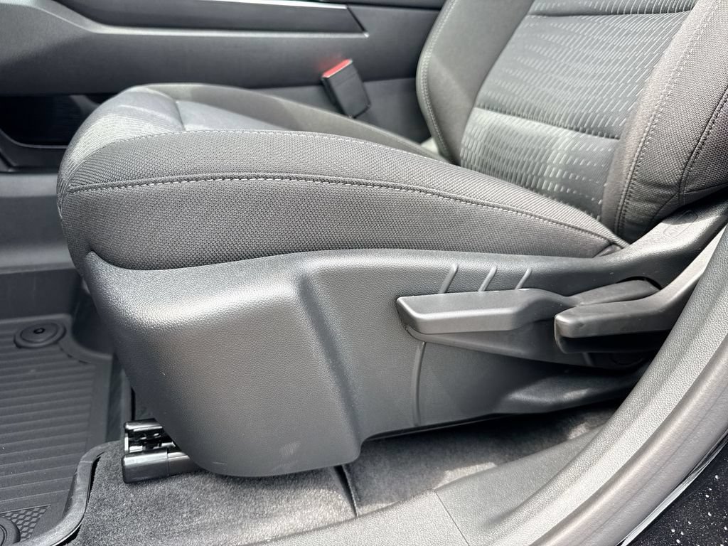 New 2026 Chevrolet Equinox LT w/ LPO, Floor Liner Package FWD image 12