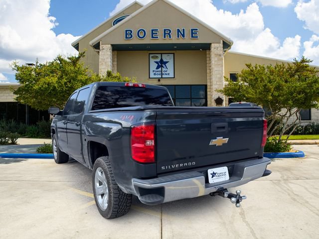 Used 2018 Chevrolet Silverado 1500 LT w/ LT Eassist Package AWD/4WD image 3