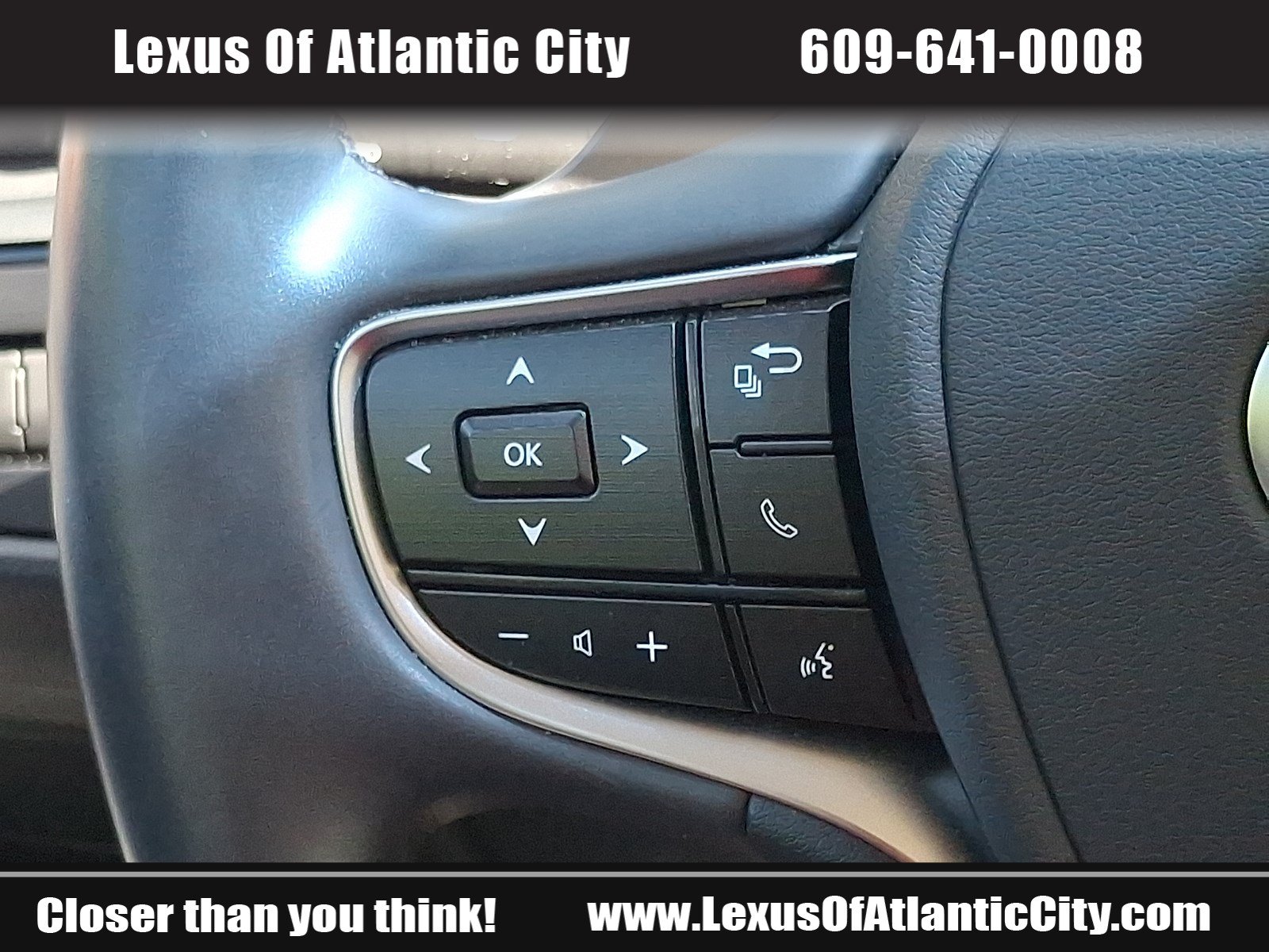 Used 2025 Lexus ES 350 w/ Premium Package FWD image 22