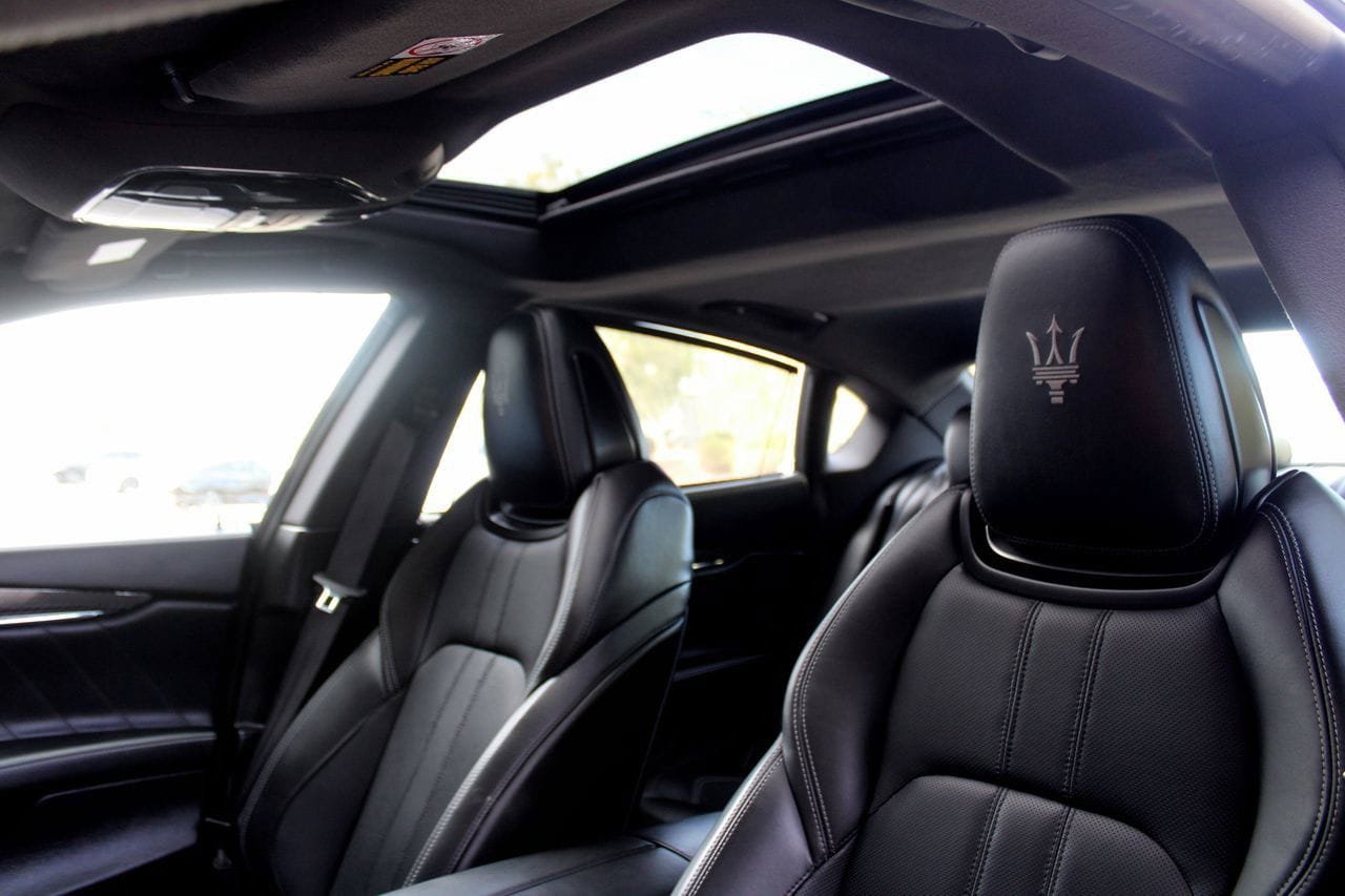 Used 2020 Maserati Quattroporte S GranSport Q4 AWD/4WD image 40