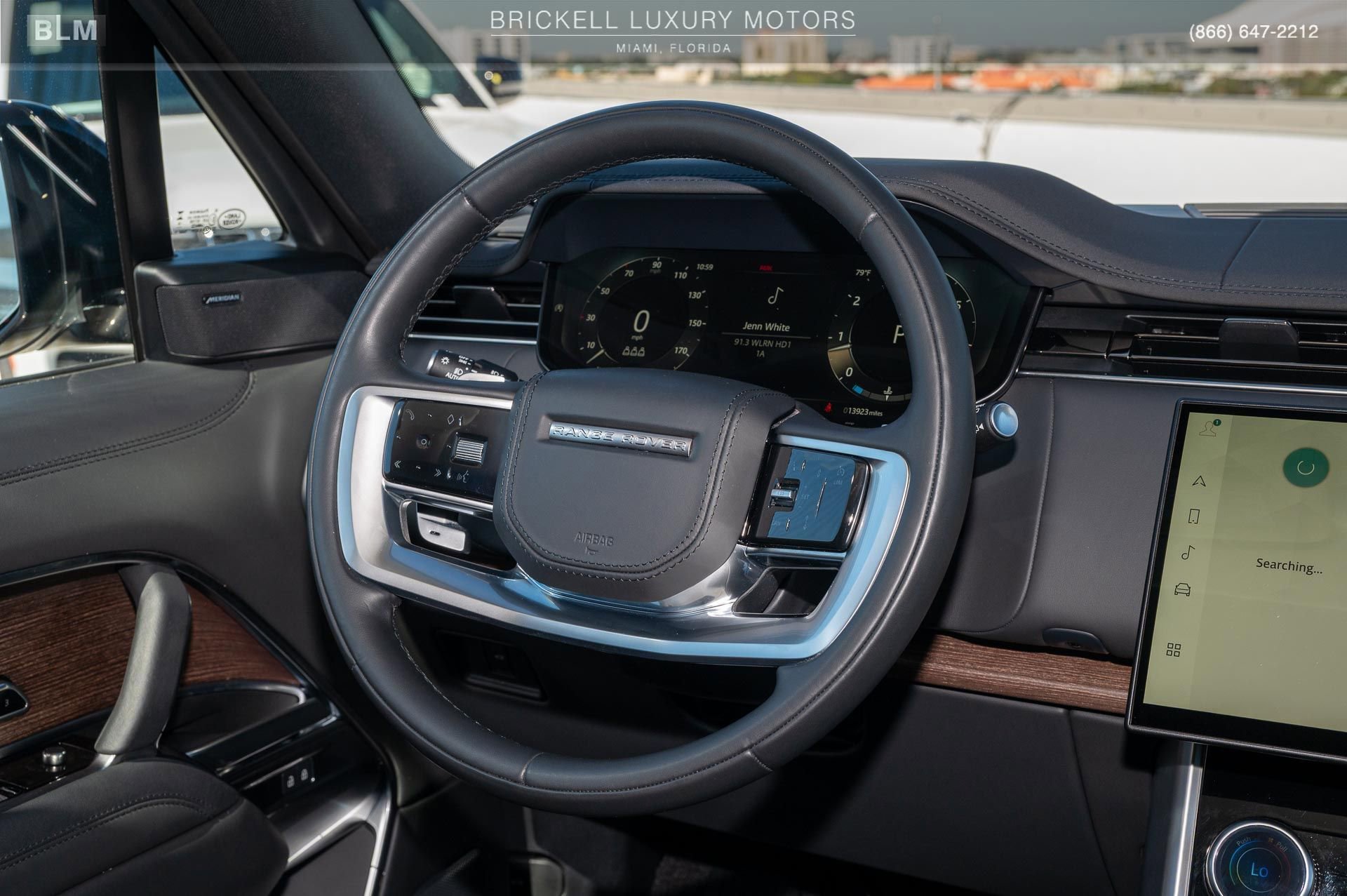 Used 2023 Land Rover Range Rover SE image 25