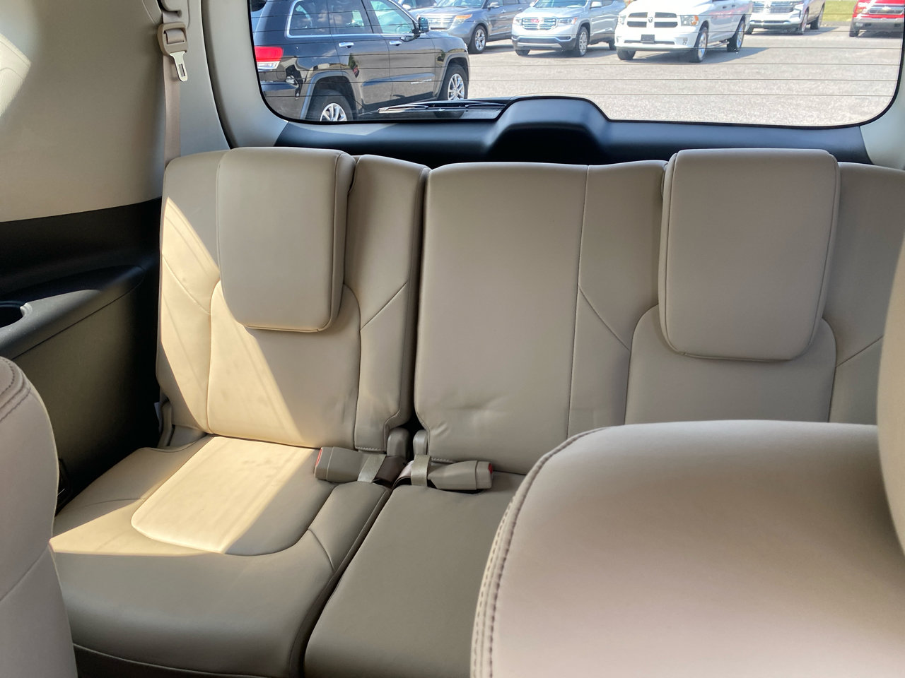 Used 2024 Nissan Armada Platinum w/ Captain's Chairs Package image 14