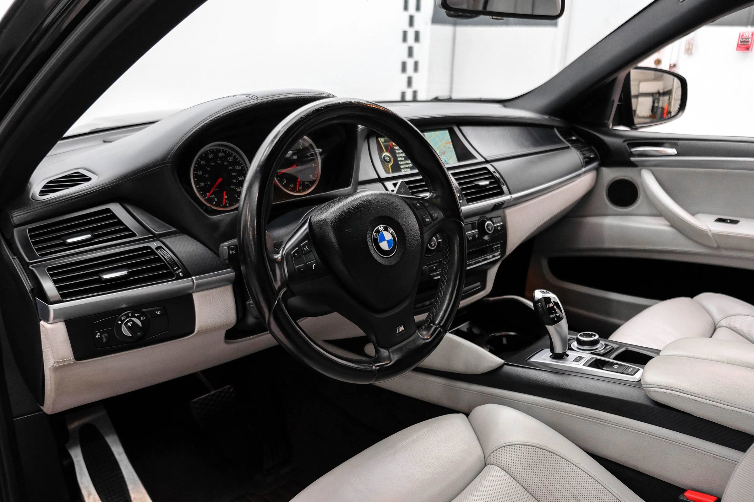 Used 2014 BMW X6 M AWD/4WD image 19