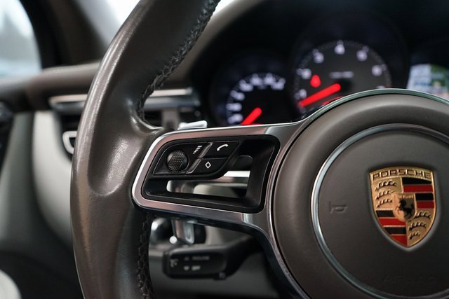 Used 2020 Porsche Macan S image 34