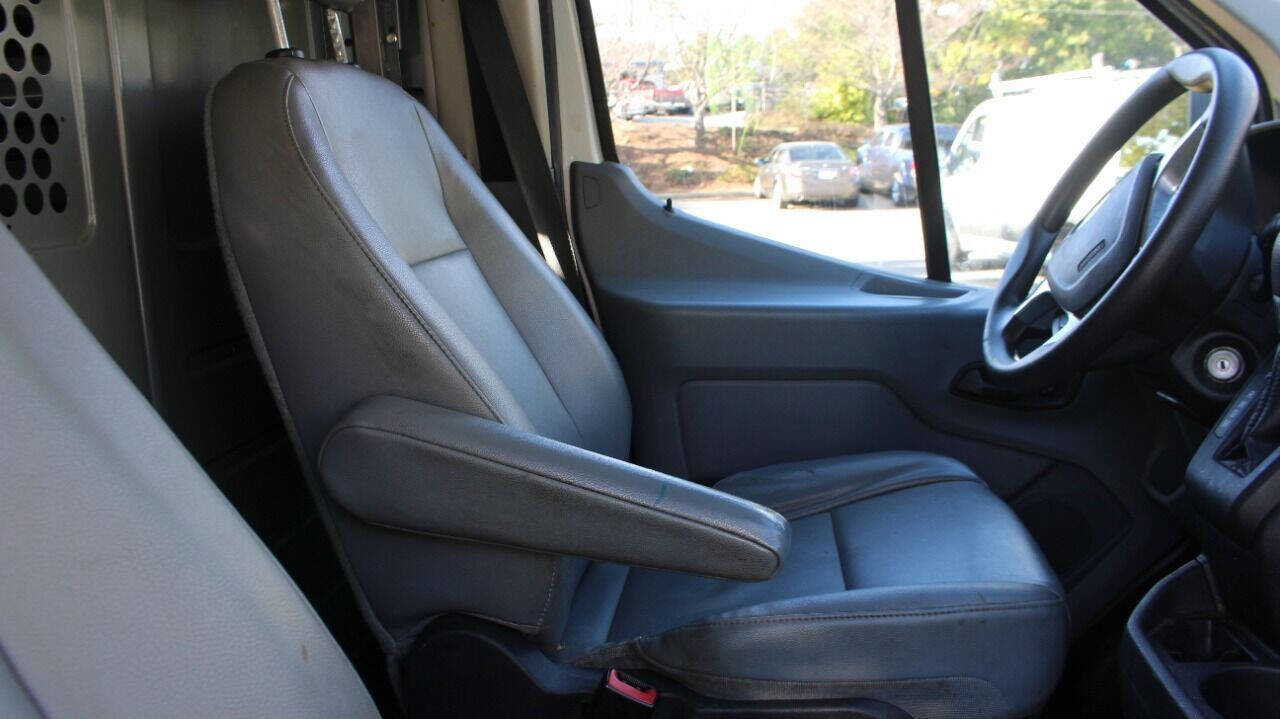 Used 2016 Ford Transit 150 130 Low Roof image 2