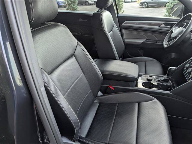 Used 2023 Volkswagen Atlas Cross Sport SE AWD/4WD image 13