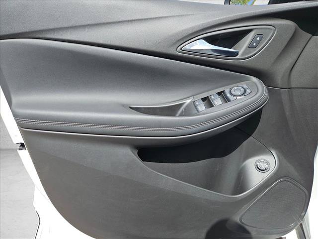 Used 2023 Buick Encore GX Select w/ Sport Touring Package FWD image 9