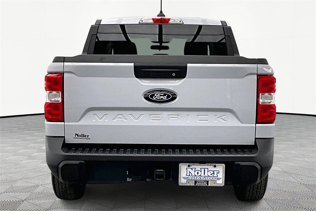 Used 2025 Ford Maverick XLT image 4