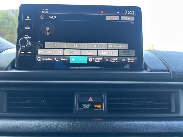 Used 2024 Honda Pilot Elite image 10