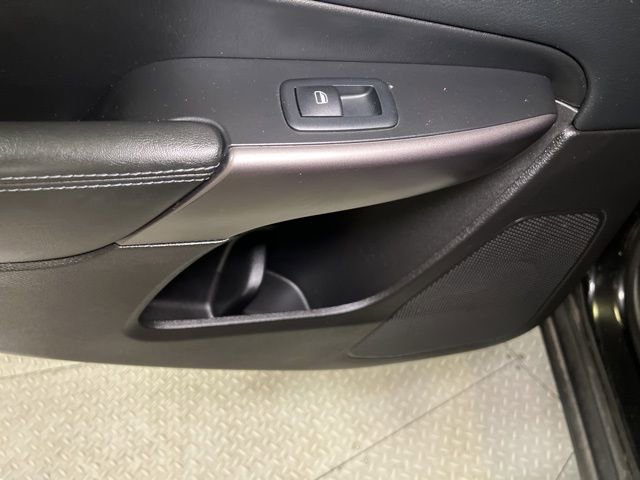 Used 2019 Jeep Cherokee Latitude w/ Cold Weather Group image 53