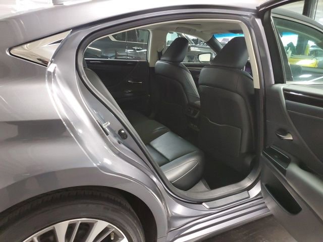 Used 2020 Lexus ES 350 w/ Premium Package image 24