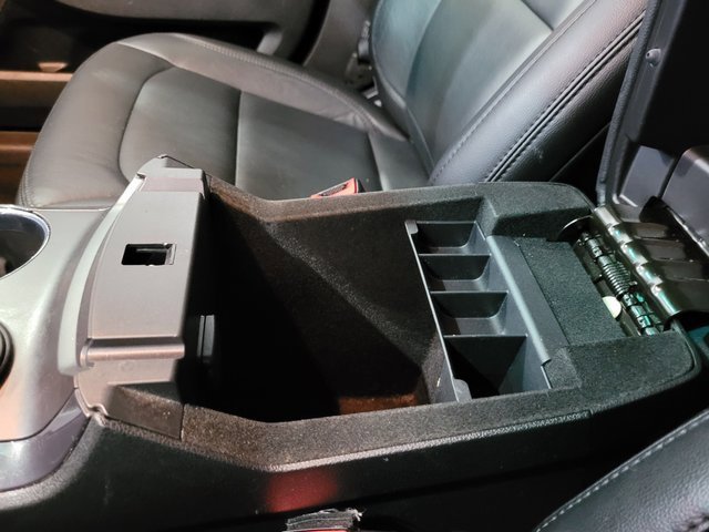 Used 2017 Ford Explorer XLT w/ Equipment Group 202A image 42