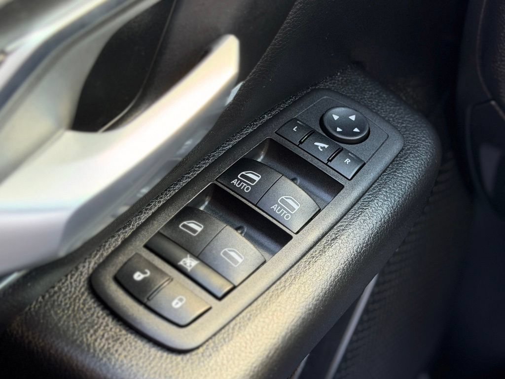 Used 2024 RAM 1500 Big Horn AWD/4WD image 22