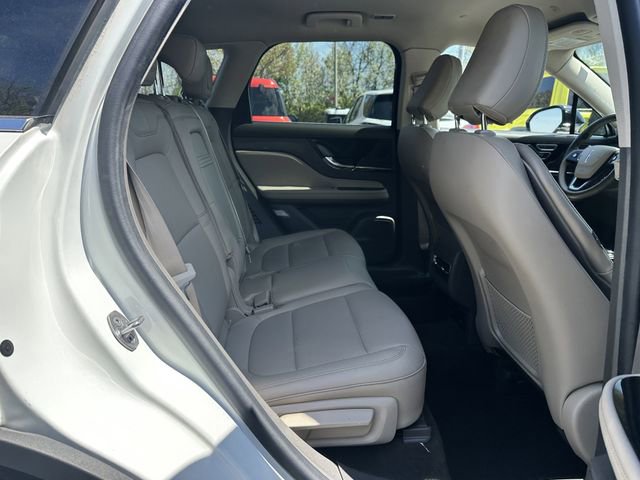 Used 2024 Lincoln Corsair AWD w/ Equipment Group 101A image 35