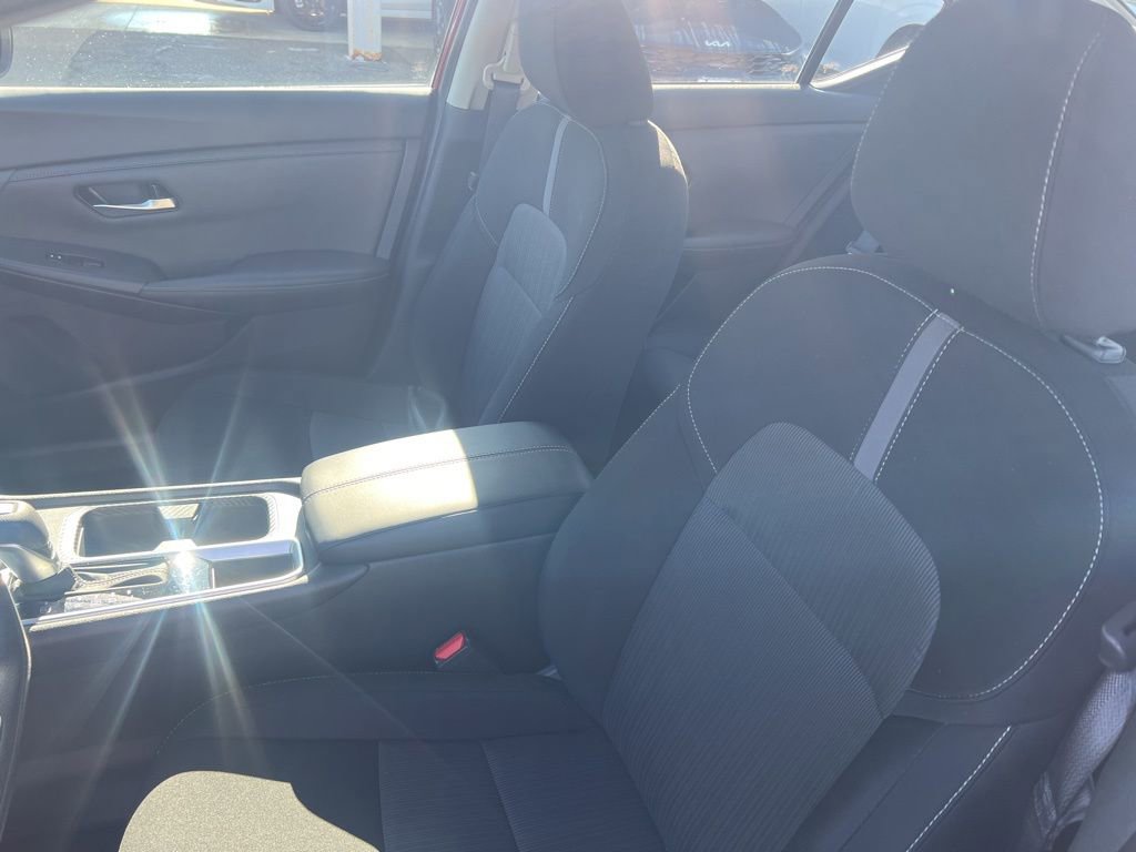 Certified 2023 Nissan Sentra SV FWD image 5