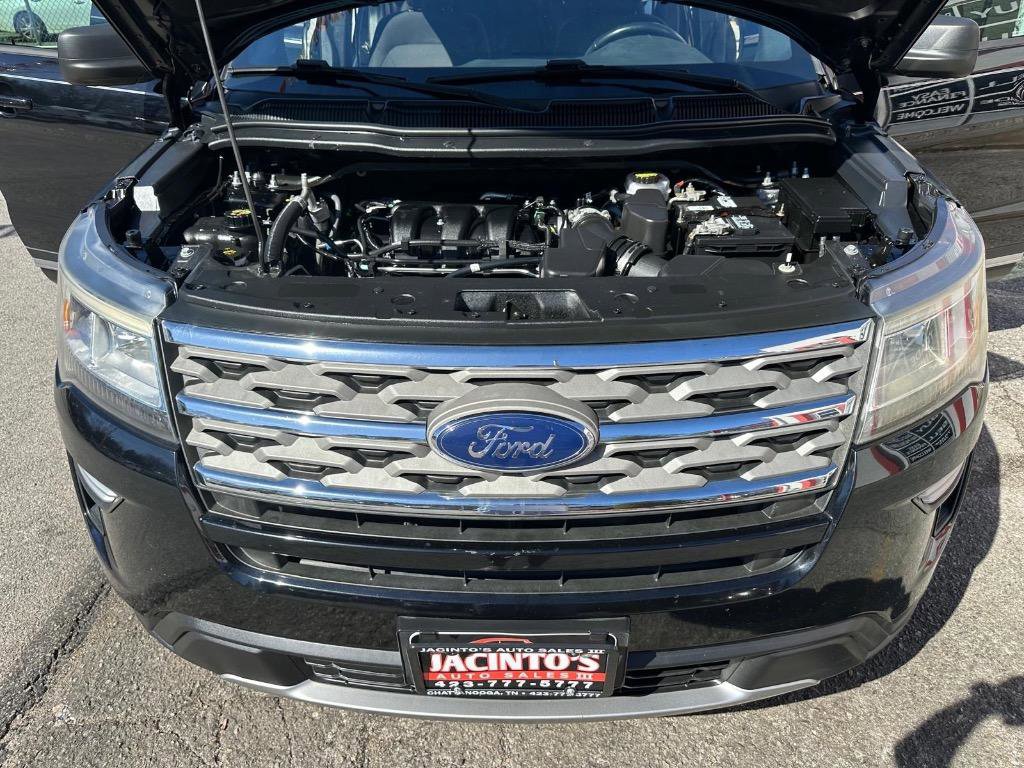Used 2018 Ford Explorer XLT FWD image 36