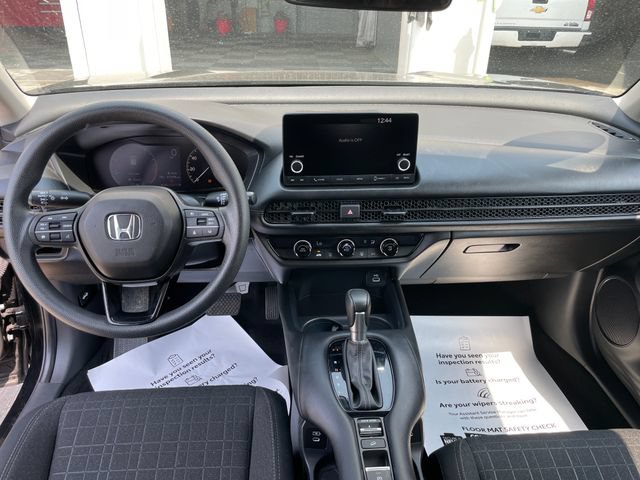 Used 2025 Honda HR-V LX image 22