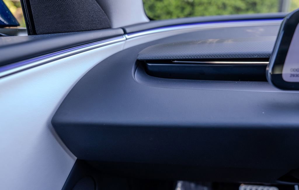 Used 2025 Tesla Model 3 Performance image 8