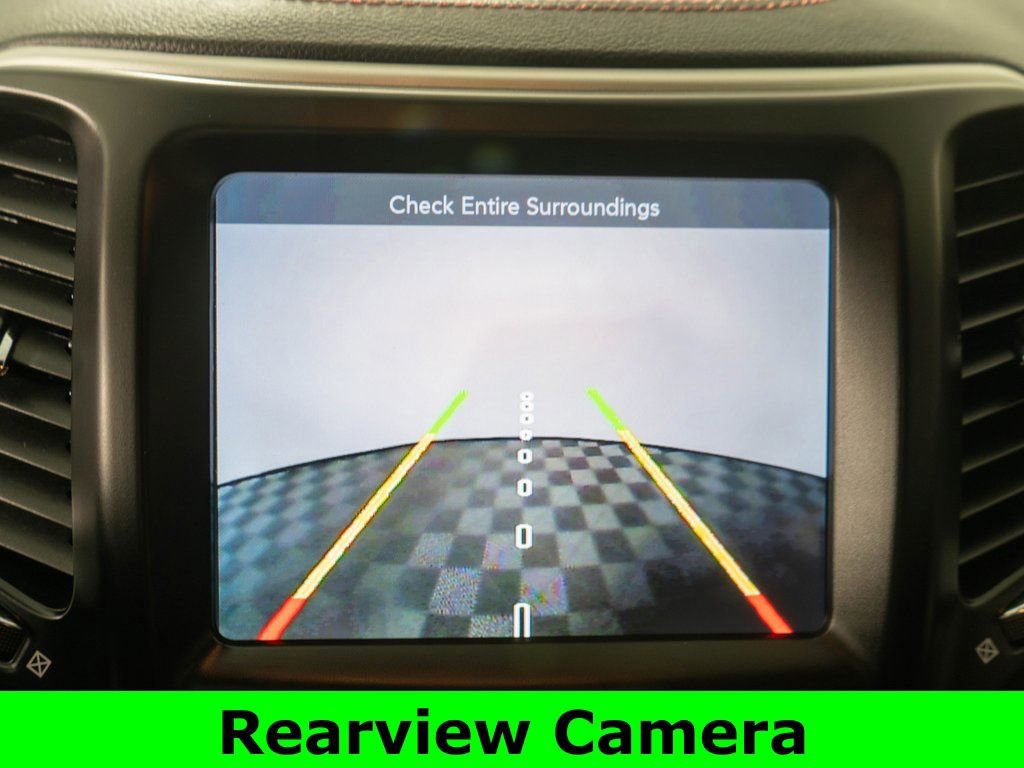 Used 2018 Jeep Cherokee Trailhawk w/ Cold Weather Group image 22