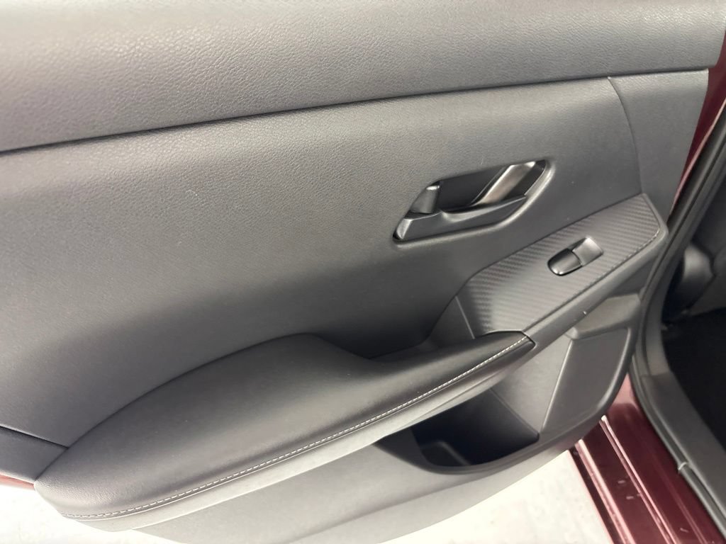 Used 2024 Nissan Sentra SV FWD image 21