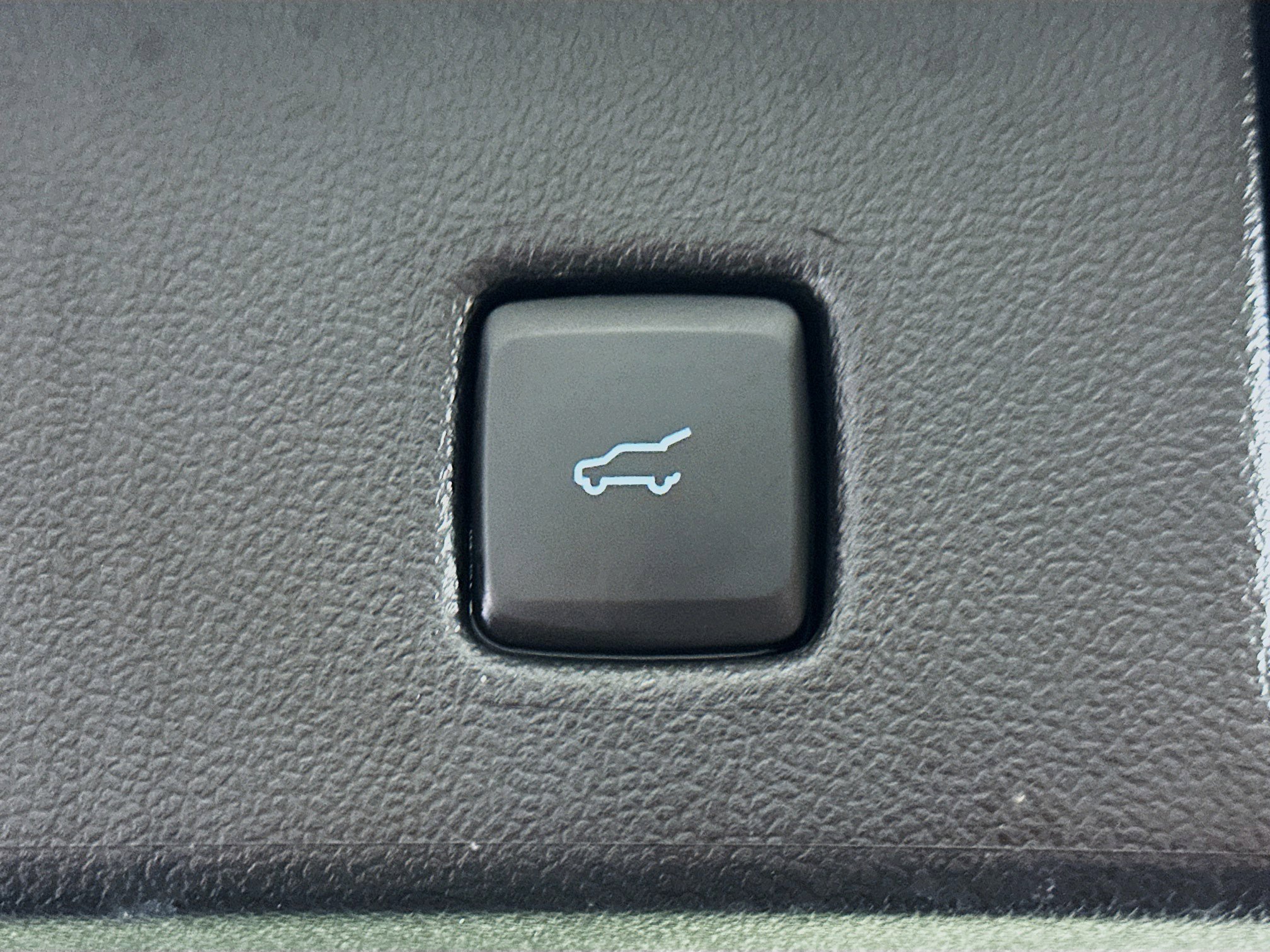 Used 2022 Ford Escape SEL w/ SEL Stealth AWD Package image 30