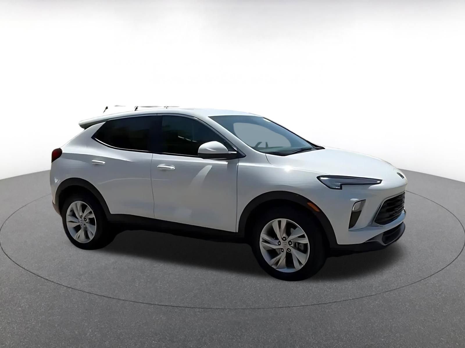 Used 2025 Buick Encore GX Preferred image 2