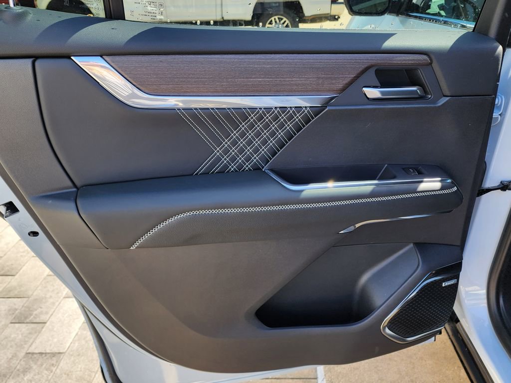 New 2026 GMC Acadia Denali FWD image 46