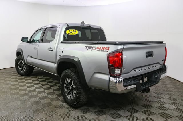 Used 2019 Toyota Tacoma TRD Off-Road AWD/4WD image 9