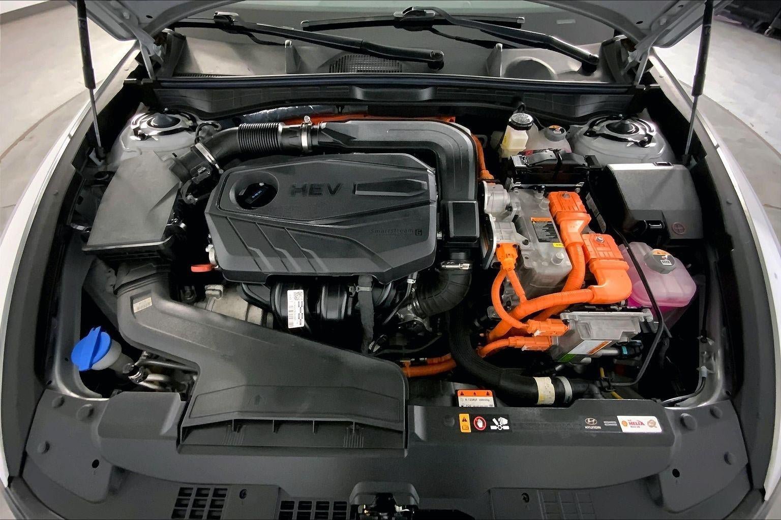 Used 2025 Hyundai Sonata SEL FWD image 10