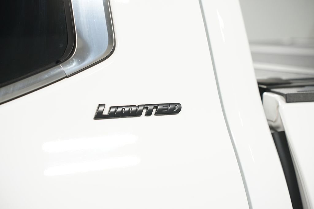 Used 2023 Toyota Tundra Limited w/ Power Package AWD/4WD image 11