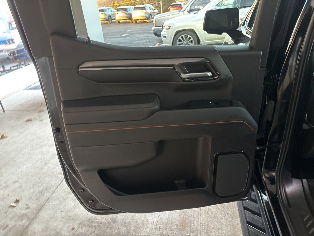 Used 2022 GMC Sierra 1500 AT4 w/ AT4 Premium Package image 30