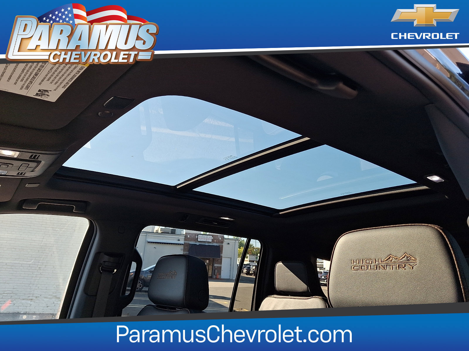Used 2024 Chevrolet Suburban High Country AWD/4WD image 15